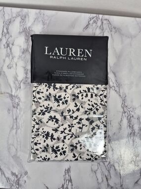 Ralph Lauren 2 Standard Pillowcases -100% Cotton  Black Floral on White